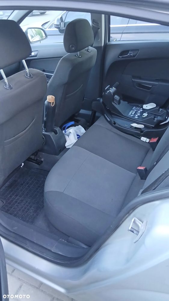 Opel Astra 1.4 - 10