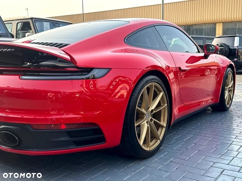 Porsche 911 Carrera PDK - 4