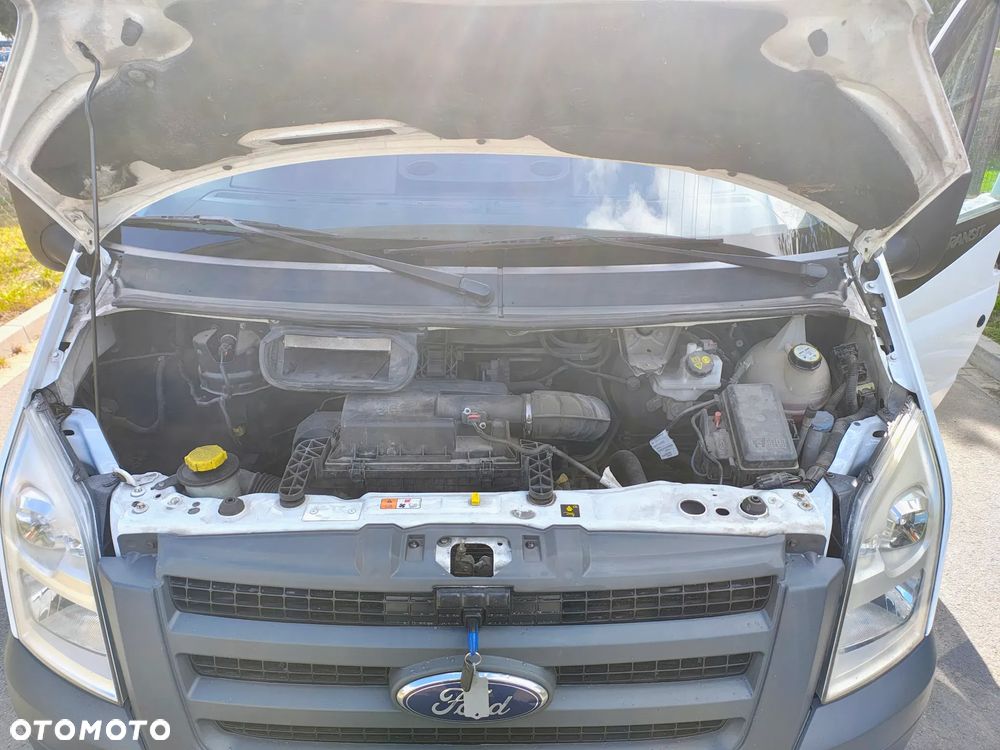 Ford Transit - 27