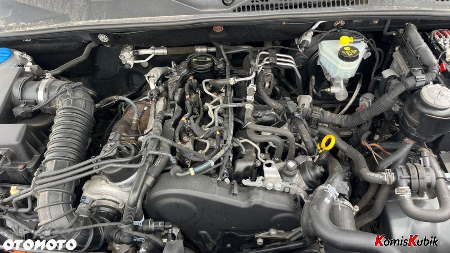 Volkswagen Amarok - 11