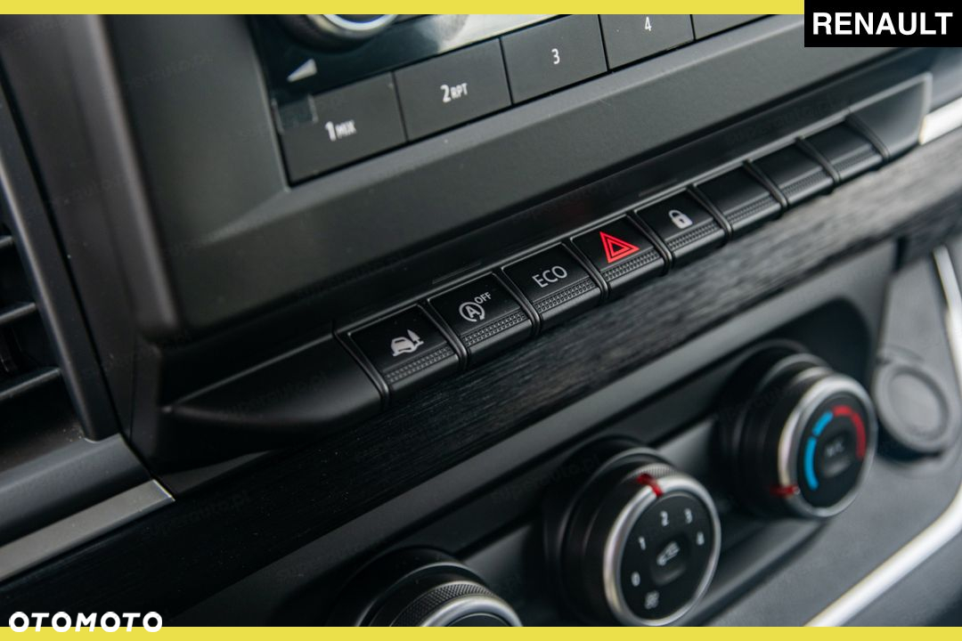Renault Trafic - 23