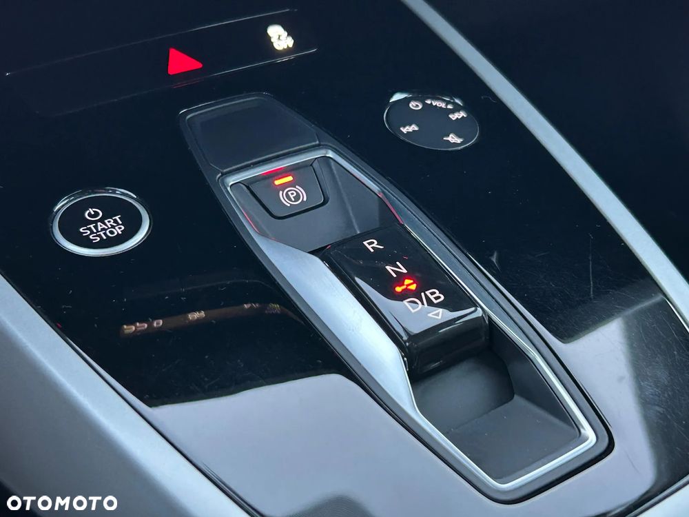 Audi Q4 e-tron 40 77kWh S Line - 32