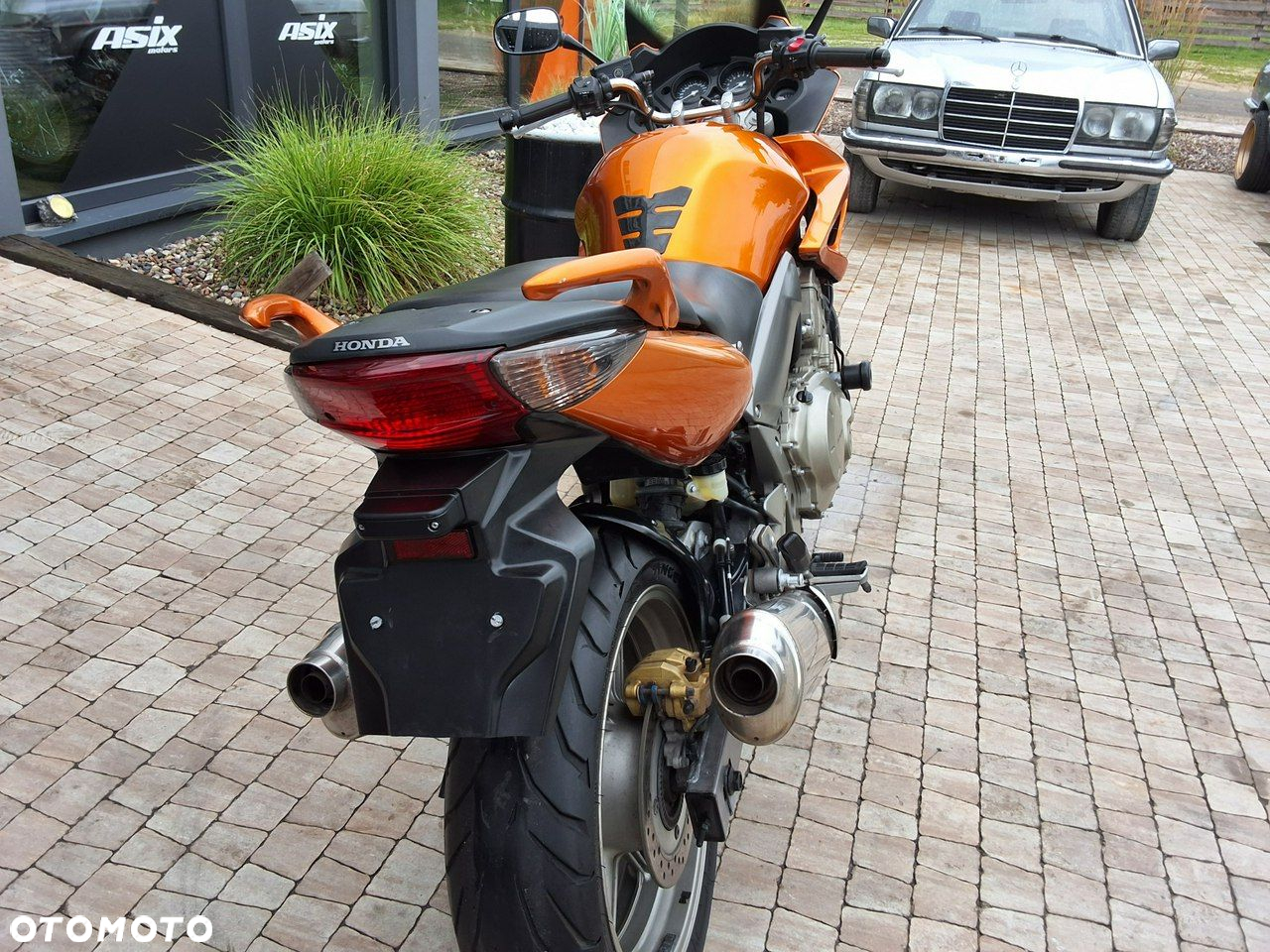 Honda CBF - 4