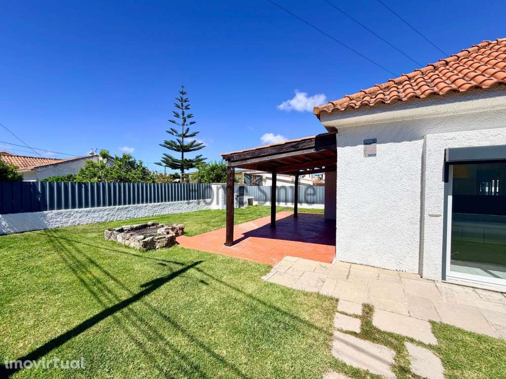 MORADIA ISOLADA TERREA COM PISCINA - Grande imagem: 3/24