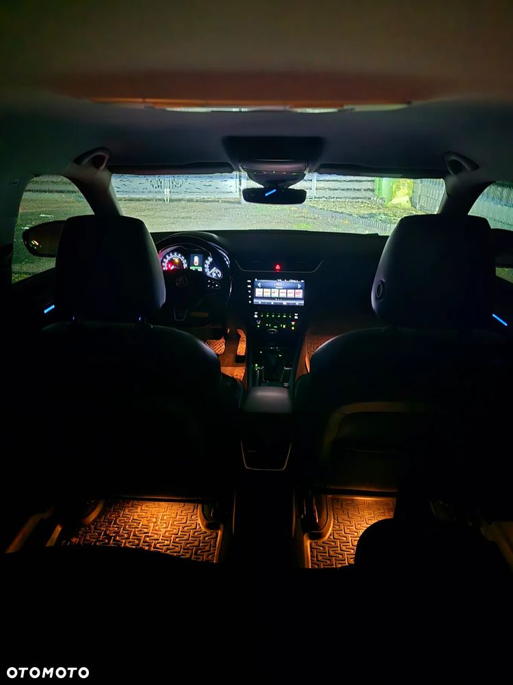 Skoda Octavia 1.6 TDI DSG Premium Edition - 21