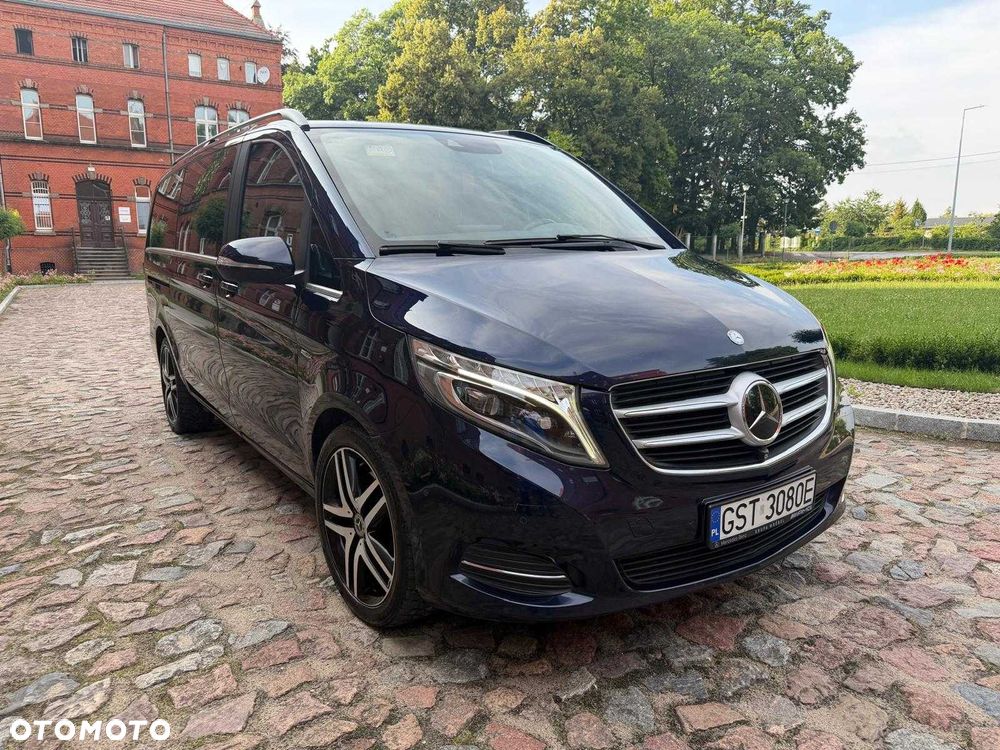 Mercedes-Benz Klasa V - 2