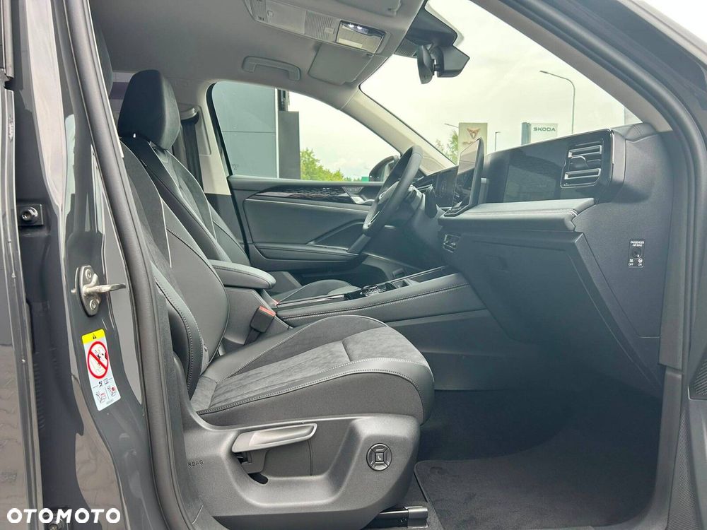 Volkswagen Tiguan - 13