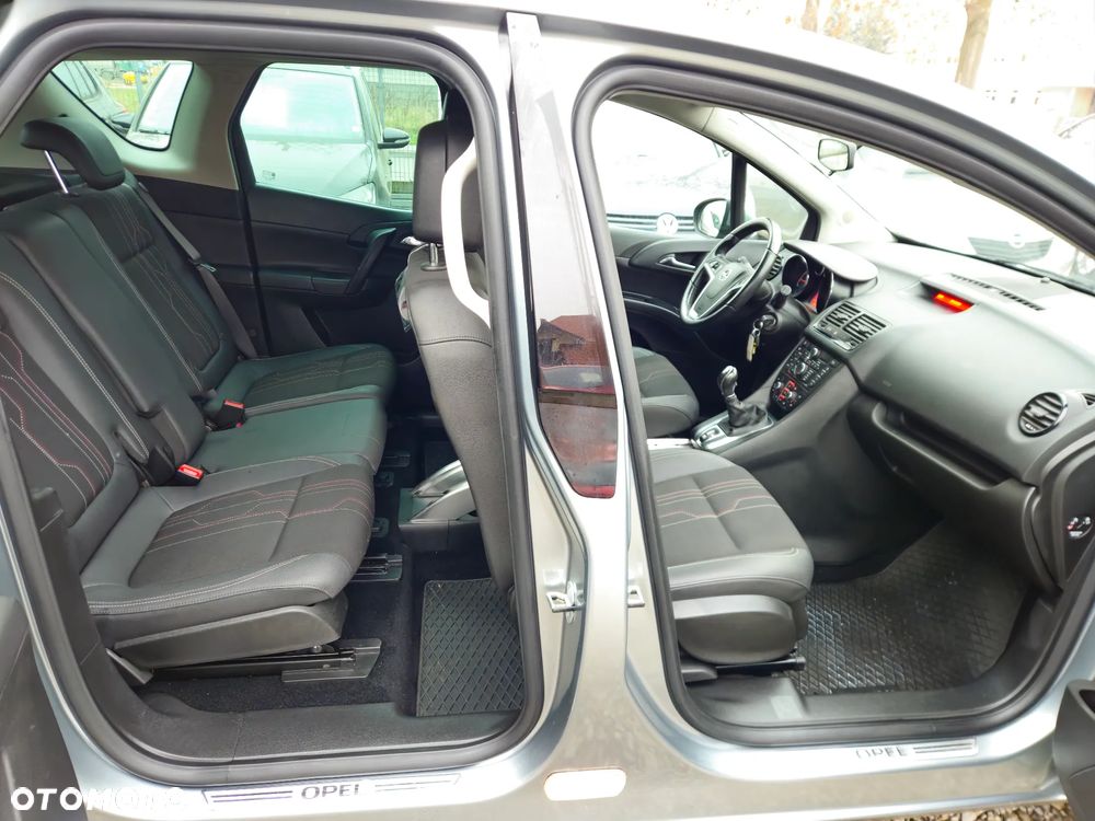 Opel Meriva ver-1-4-design-edition - 37