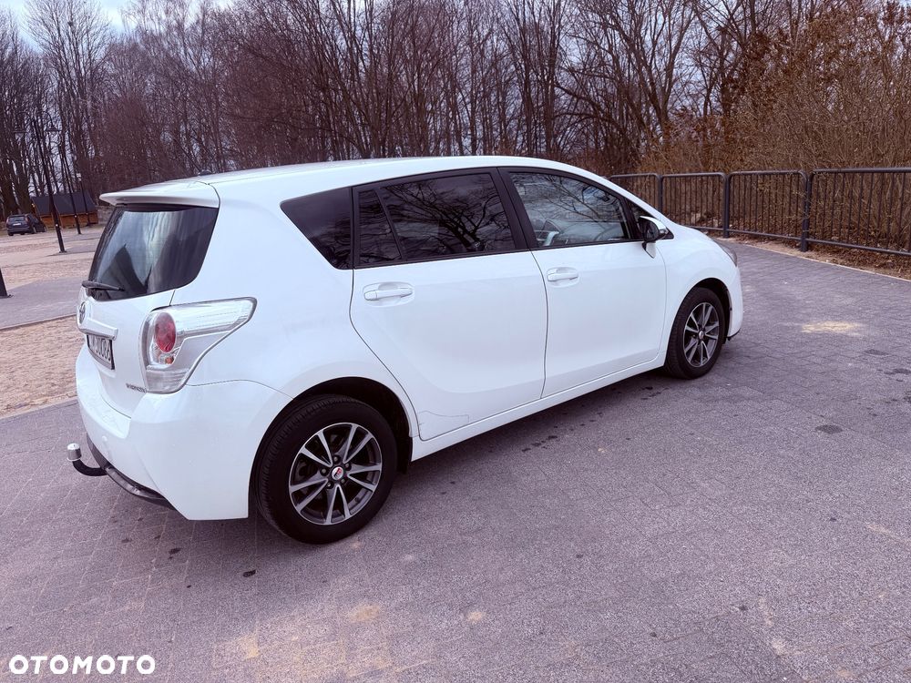 Toyota Verso 1.6 D-4D Premium 7os - 3