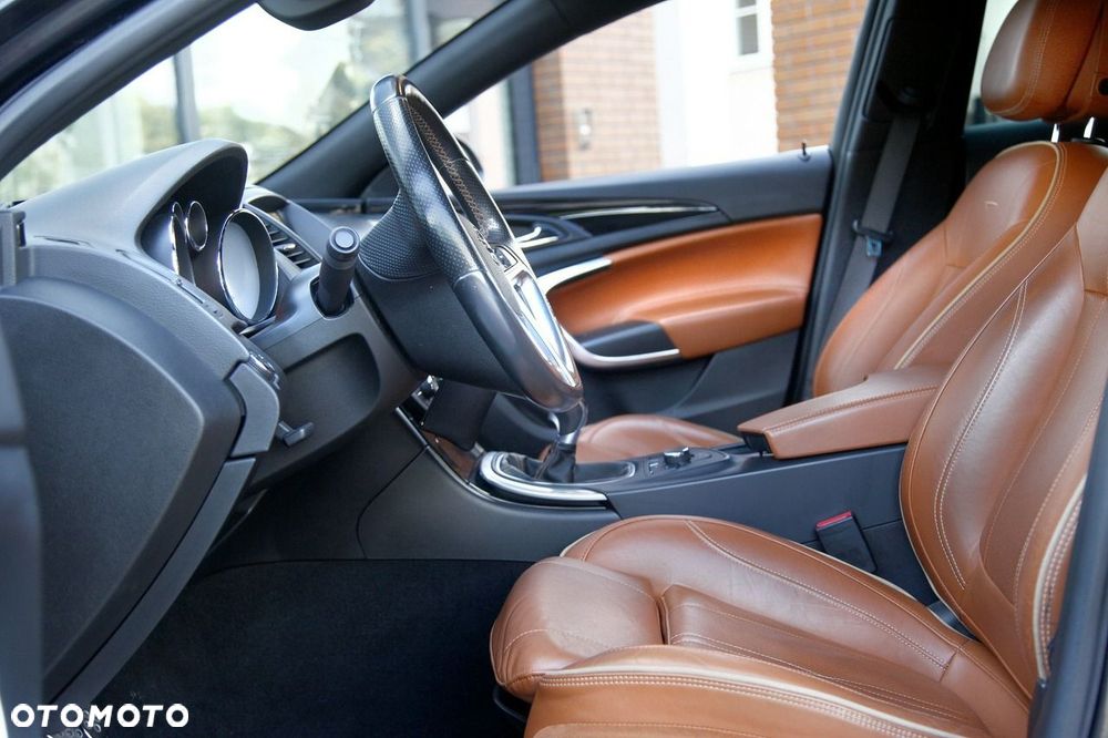 Opel Insignia - 18