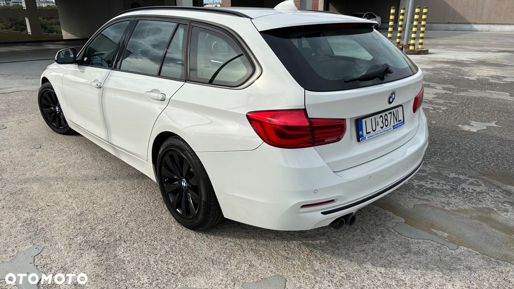 BMW Seria 3 330i GPF xDrive Sport Line Sport - 15
