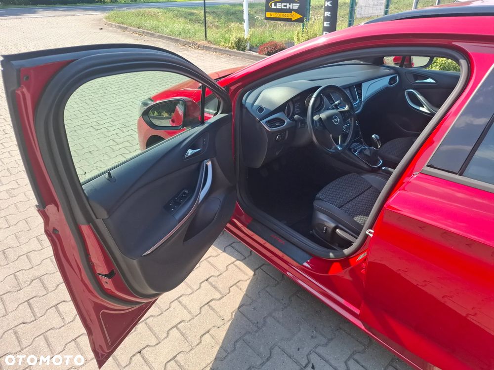 Opel Astra 1.2 T Edition S&S - 10