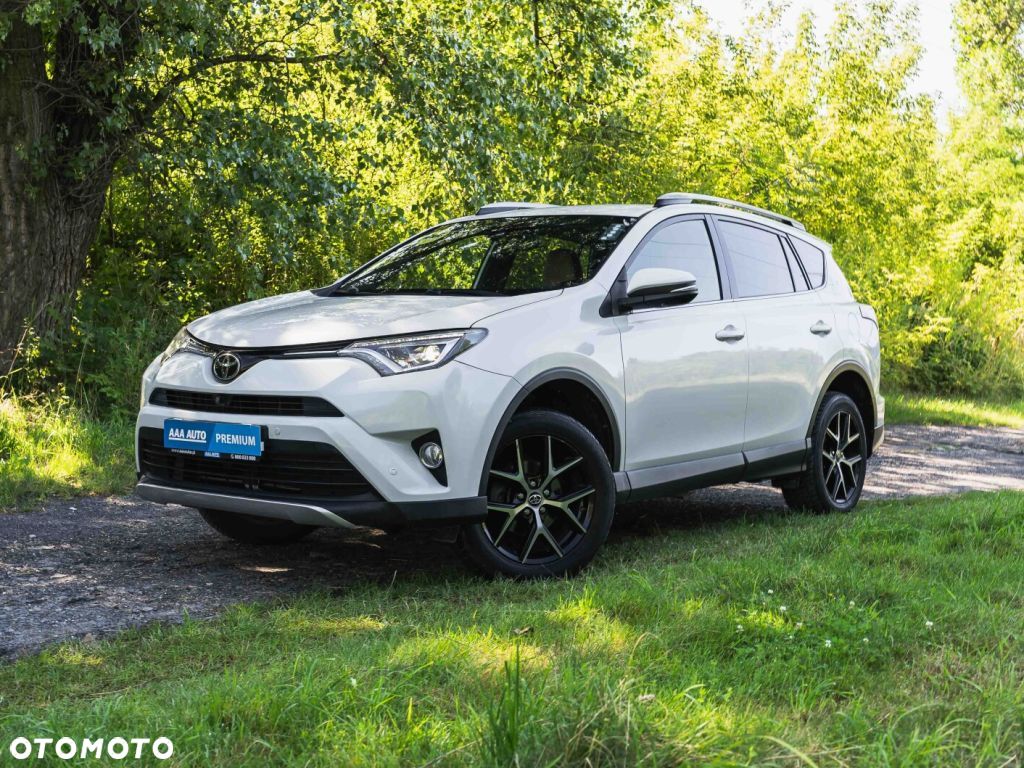 Toyota RAV4 - 1