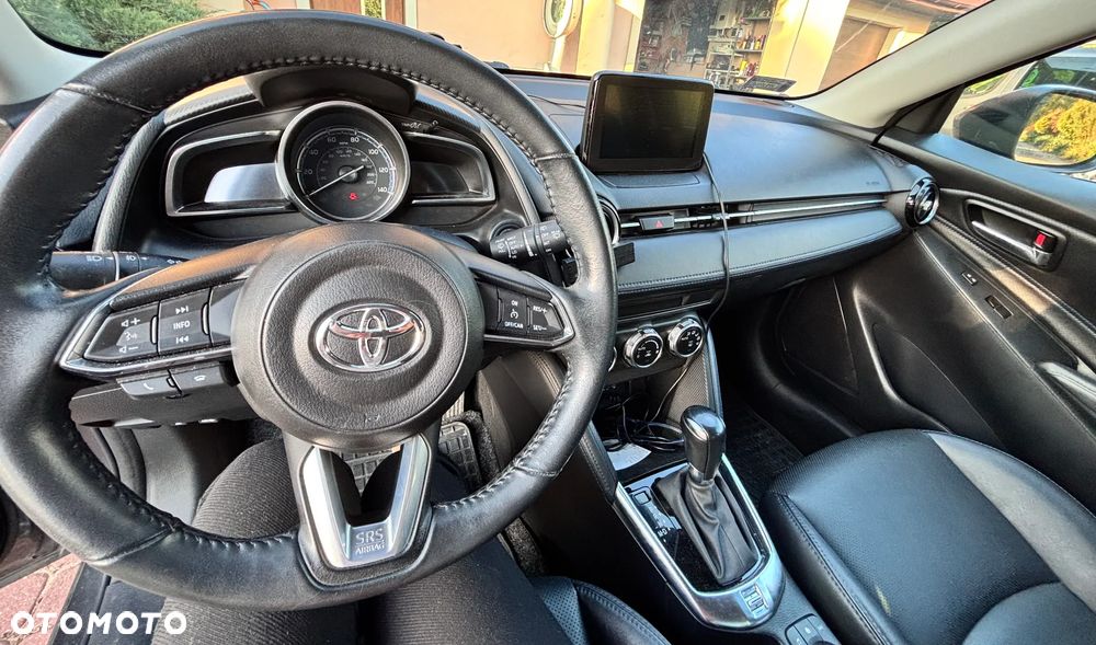 Toyota Yaris - 5