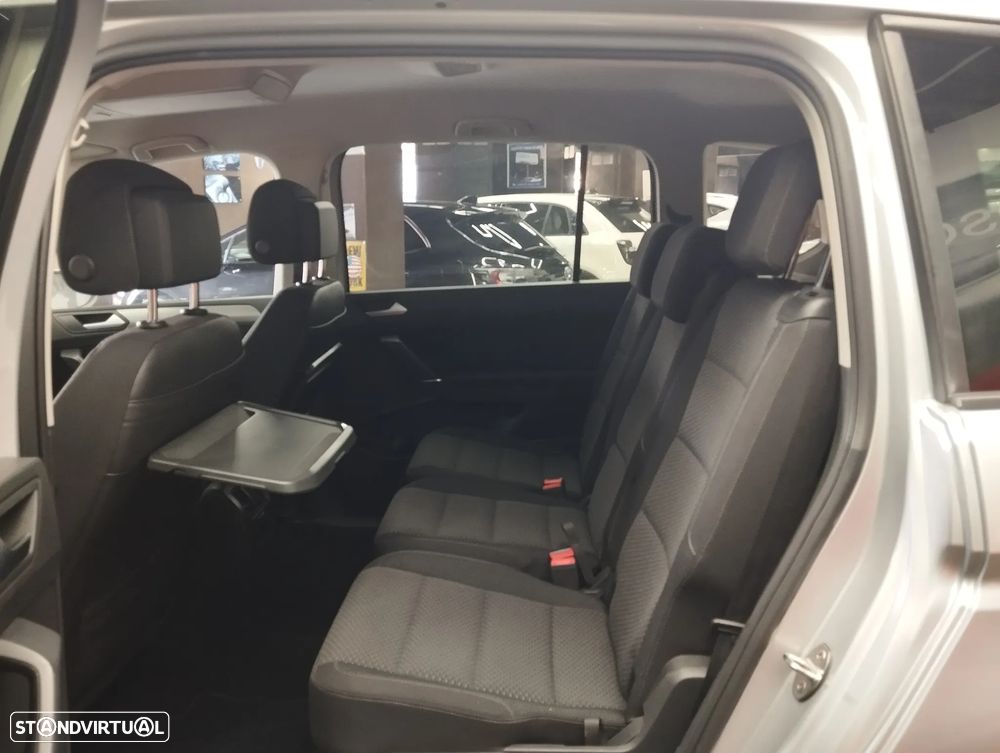 VW Touran 1.6 TDI Confortline - 13