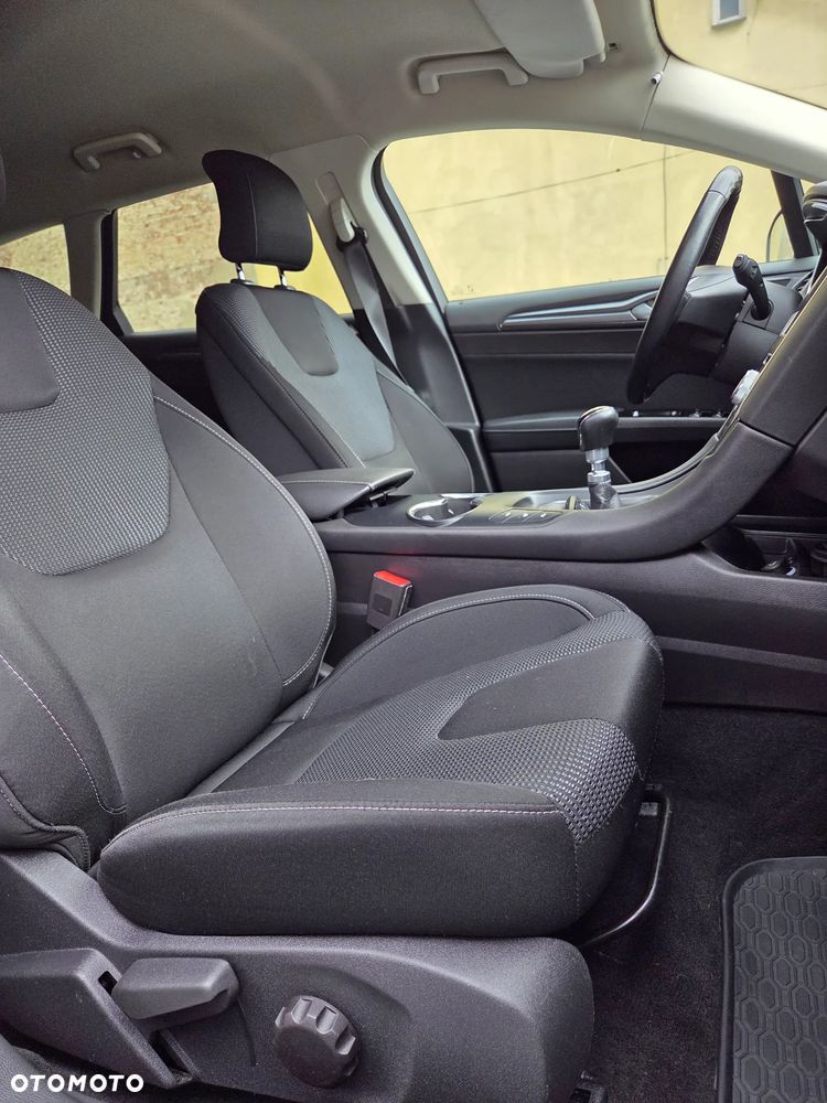 Ford Mondeo 2.0 EcoBlue Titanium - 16