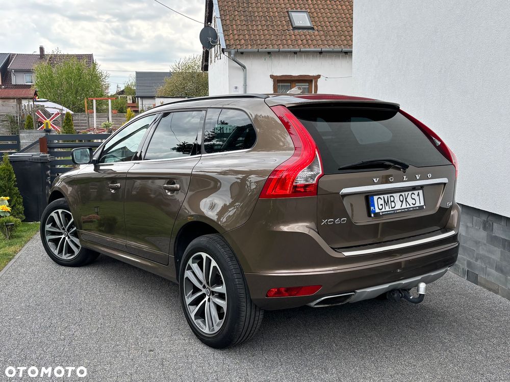 Volvo XC 60 D4 Momentum Pro - 19