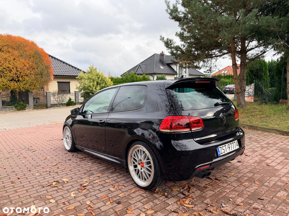 Volkswagen Golf - 3