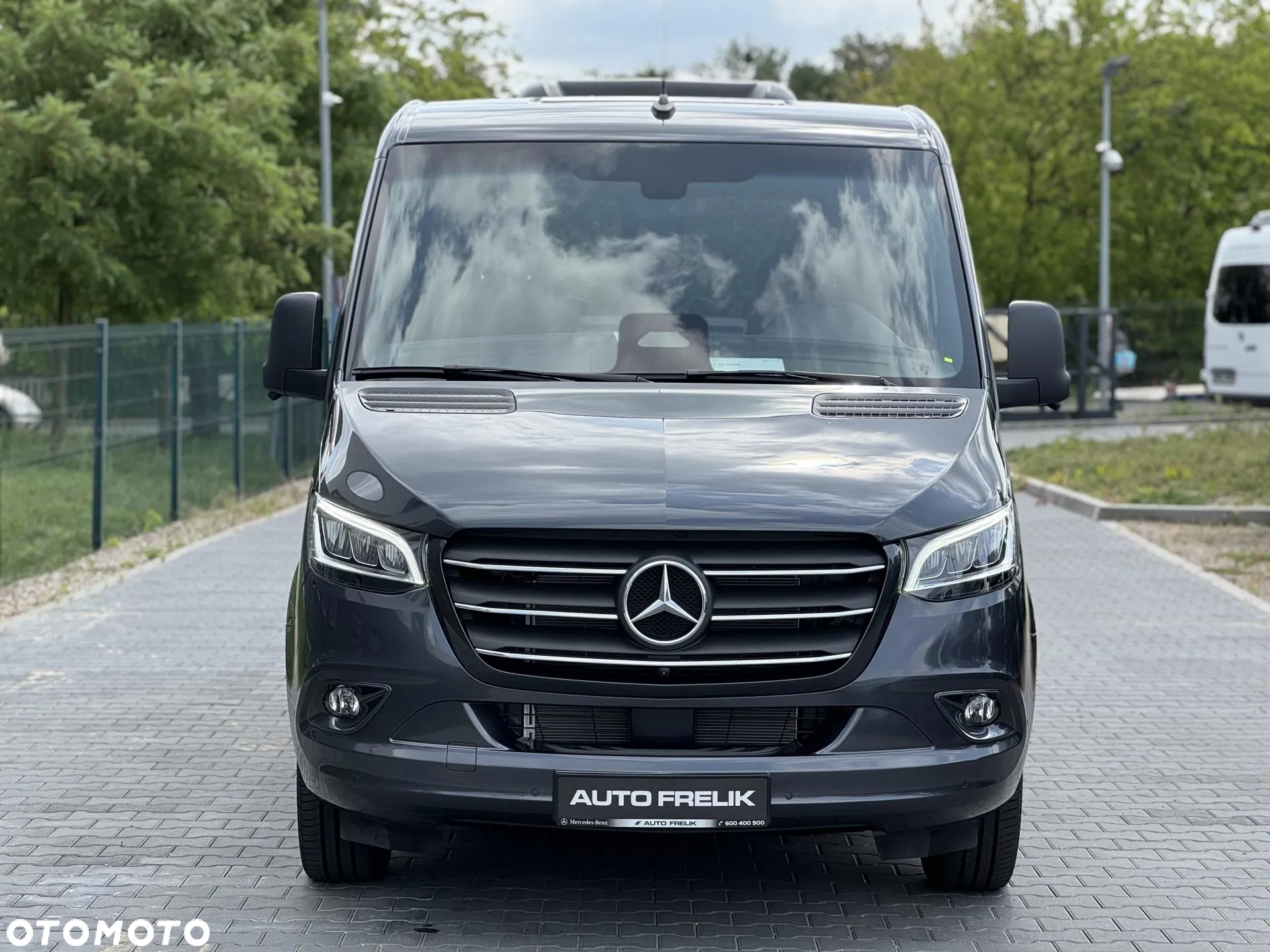 Mercedes-Benz Sprinter - 3