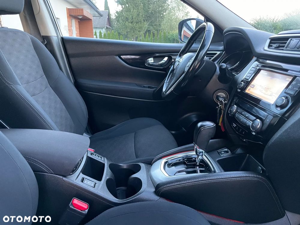 Nissan Qashqai 1.2 DIG-T Xtronic 360 - 37