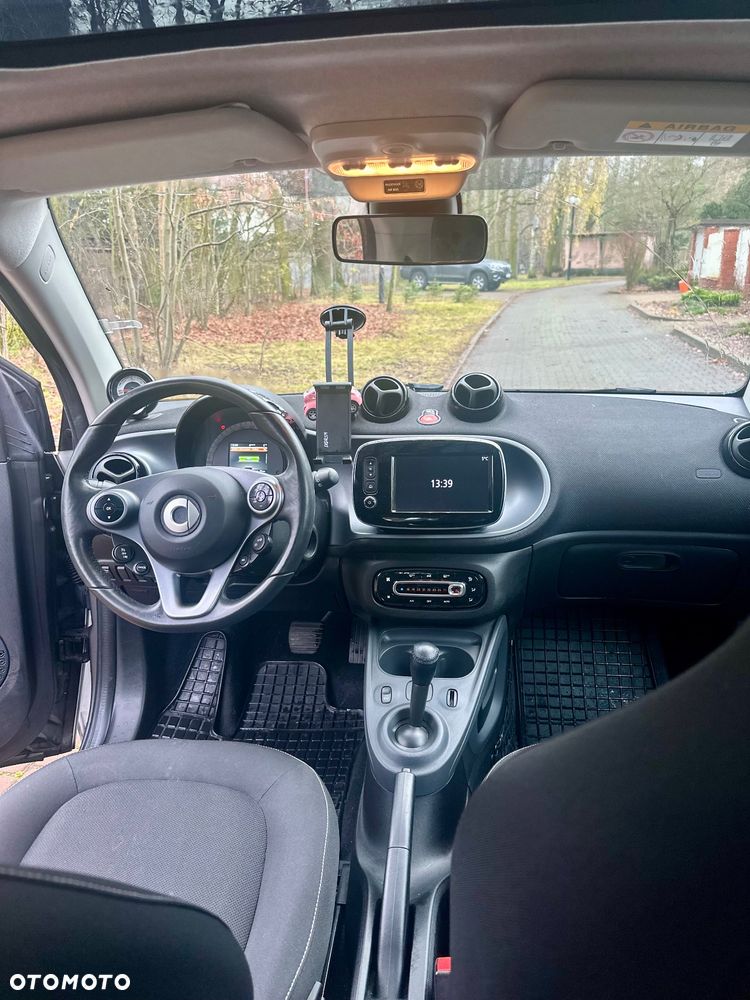 Smart Fortwo EQ passion - 24