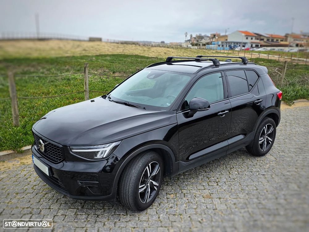 Volvo XC 40 1.5 T2 Plus Dark Auto - 4