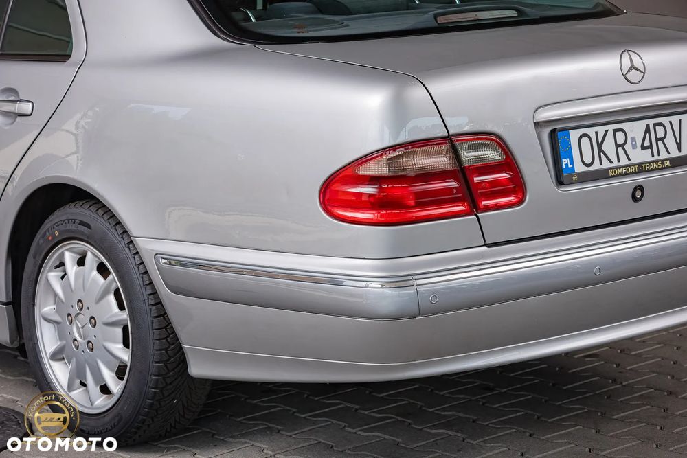 Mercedes-Benz Klasa E - 4