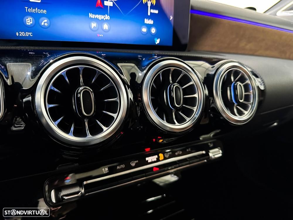 Mercedes-Benz CLA 200 7G-DCT AMG Line Advanced Plus — fotografia 41