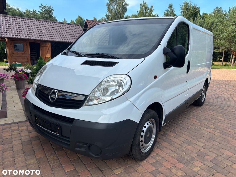 Opel Vivaro - 24