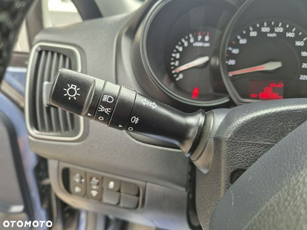 Kia Rio - 25