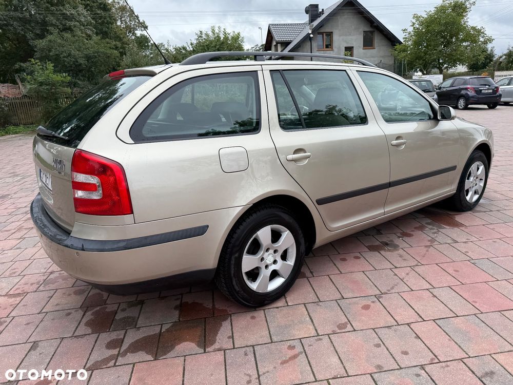Skoda Octavia 1.6 Automatik Elegance - 28