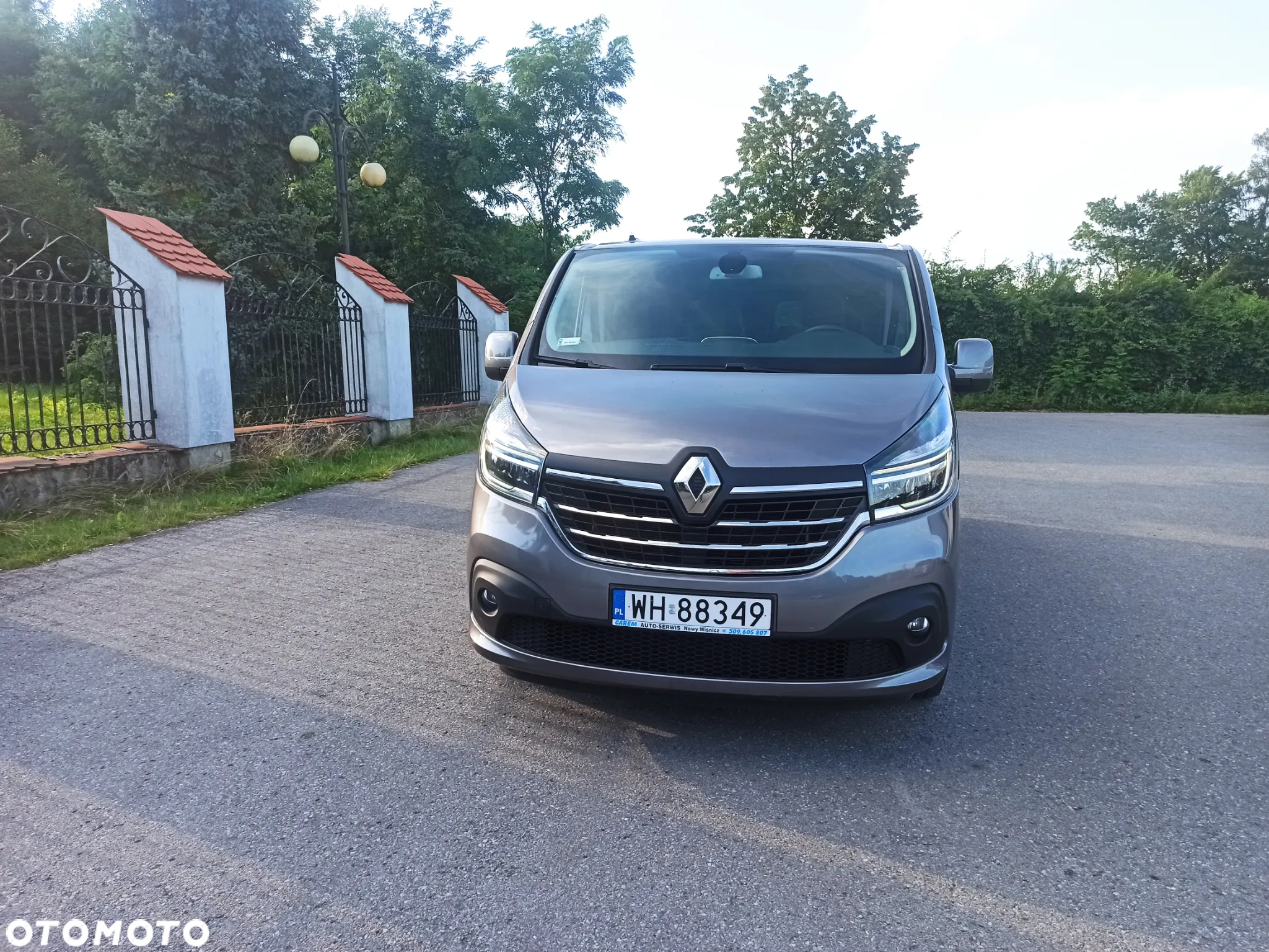 Renault Trafic Grand SpaceClass 2.0 dCi - 3