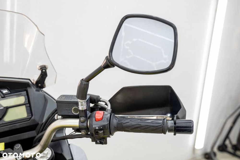 Suzuki V-STROM - 23