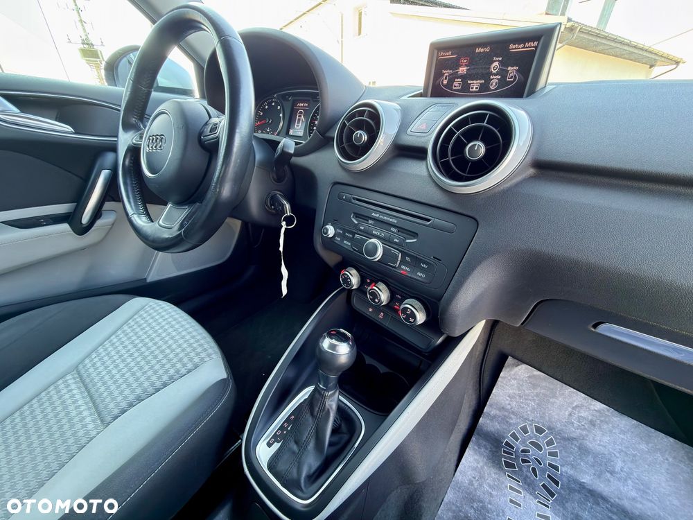 Audi A1 3-drzwiowe 1.4 TFSI S tronic Attraction - 8