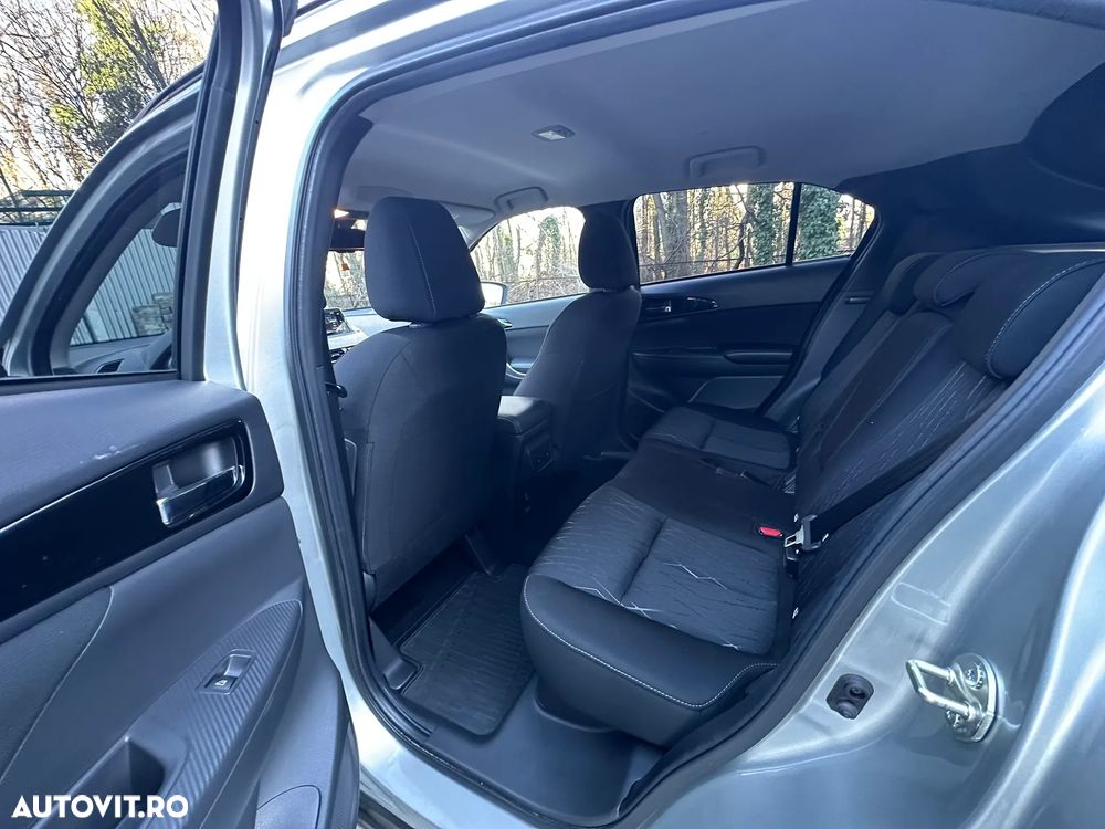 Mitsubishi Eclipse-Cross 1.5-litre 16-valve DOHC MIVEC 4X4 Intense+ Aut. - 10