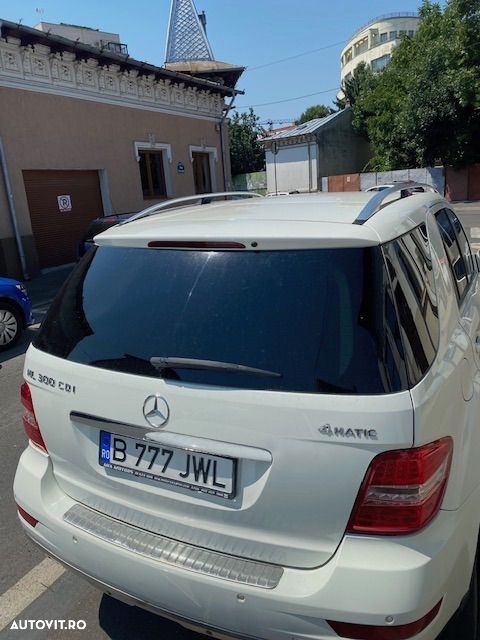 Mercedes-Benz ML 300 CDI BlueEfficiency Aut - 4