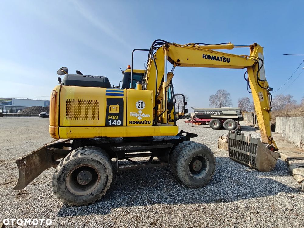 Komatsu PW140 - 4