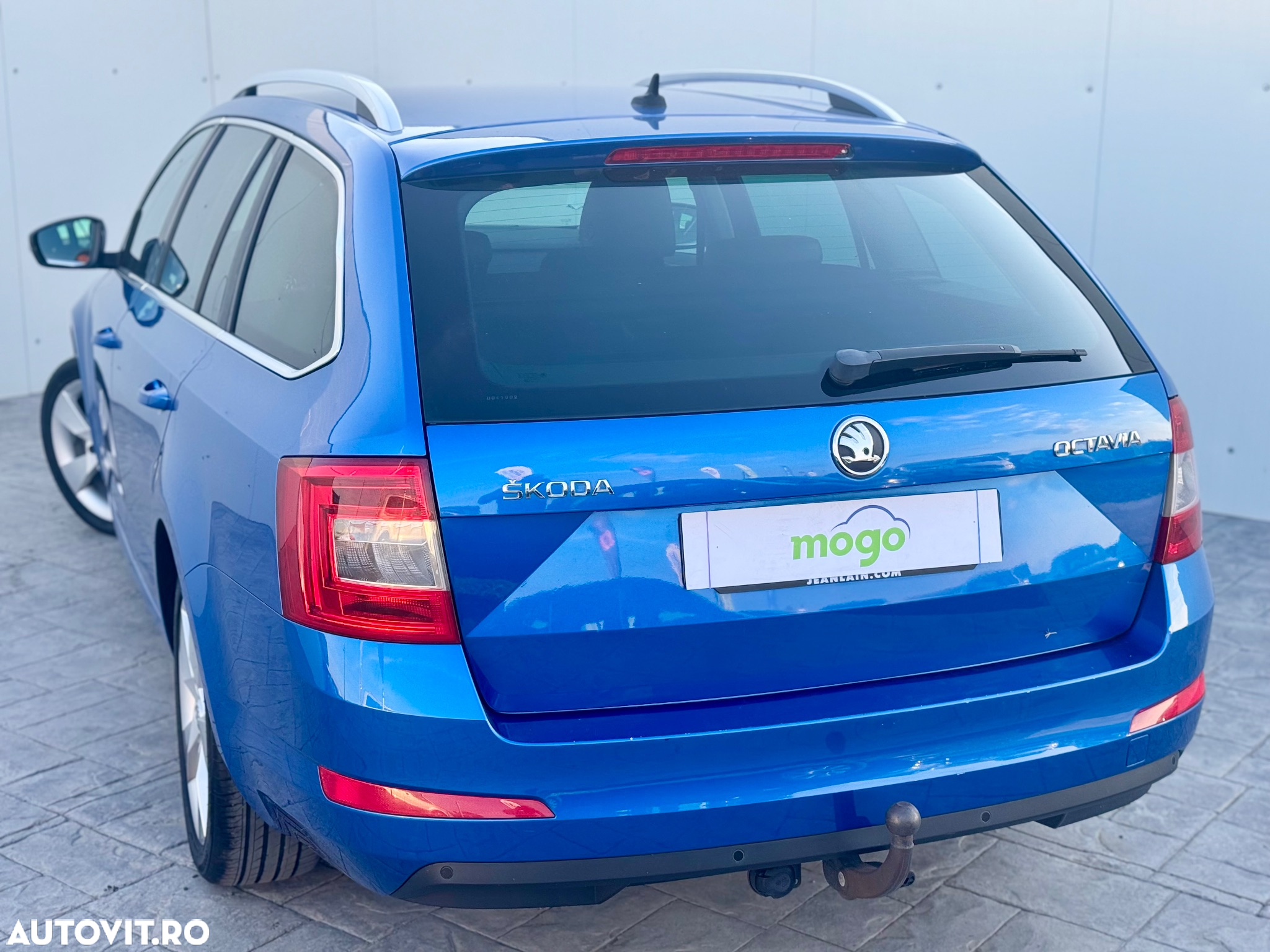 Skoda Octavia 2.0 TDI (Green tec) 4x4 Ambition - 11