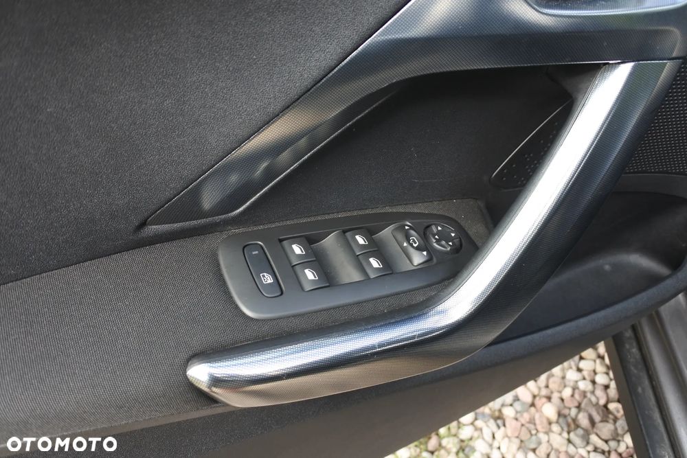Peugeot 2008 PureTech 110 Stop&Start Allure - 20