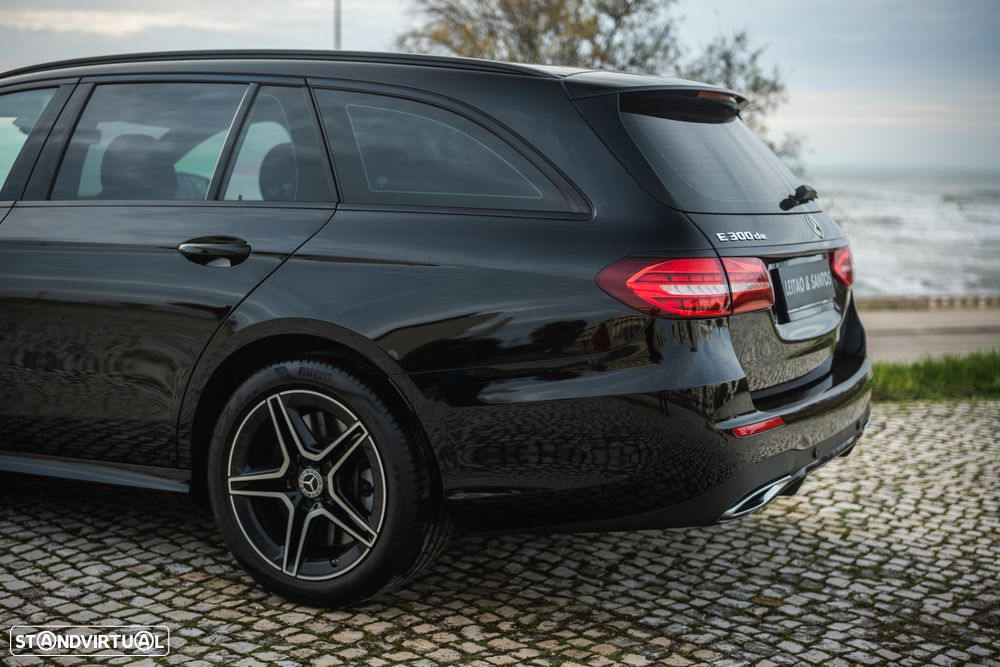 Mercedes-Benz E 300 de AMG Line - 4