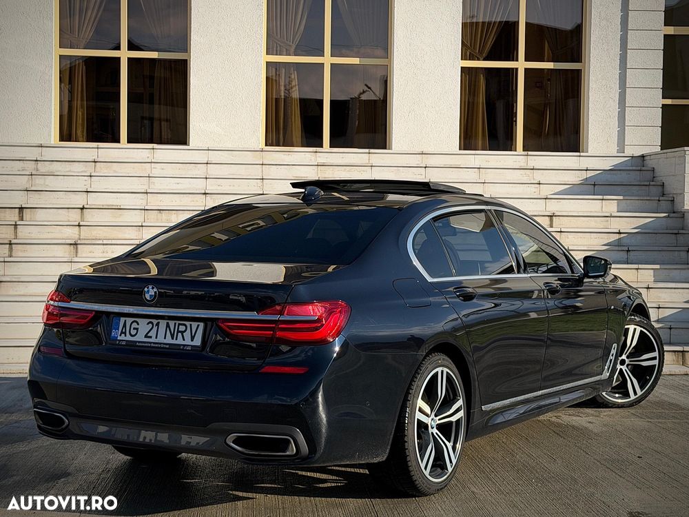 BMW Seria 7 740Li - 35