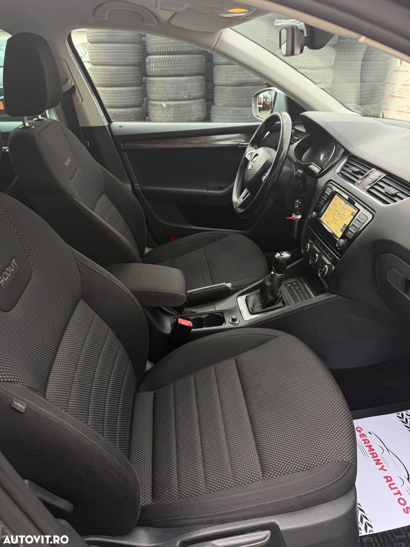Skoda Octavia 2.0 TDI 4x4 Scout - 8