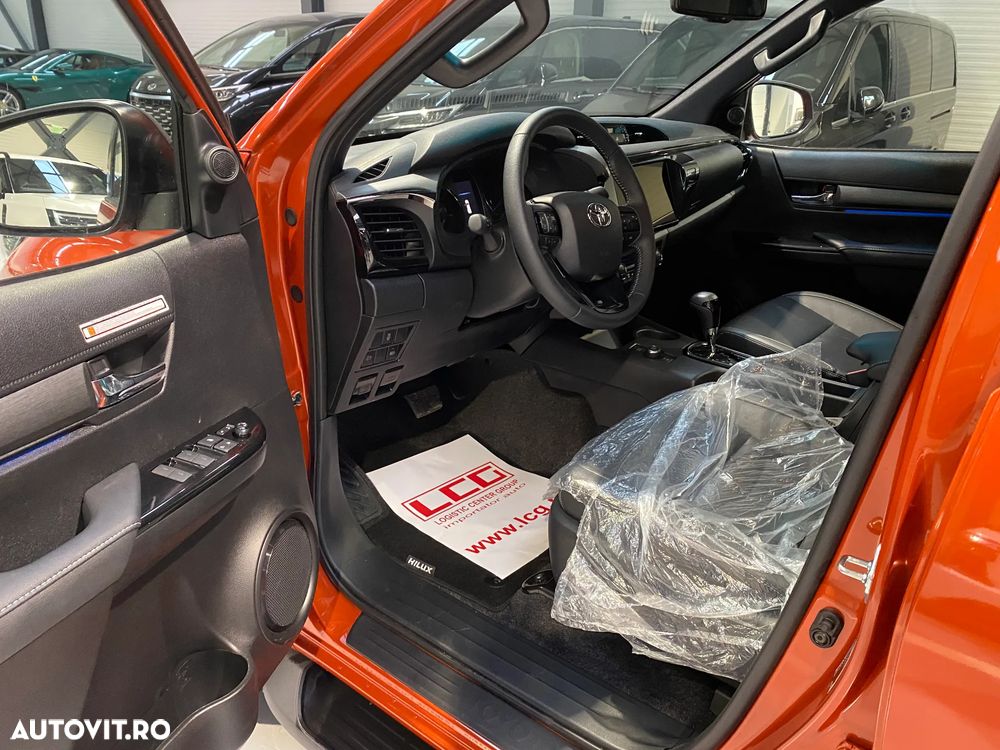 Toyota Hilux 2.8D 204CP 4x4 Double Cab AT MHEV Invincible - 12