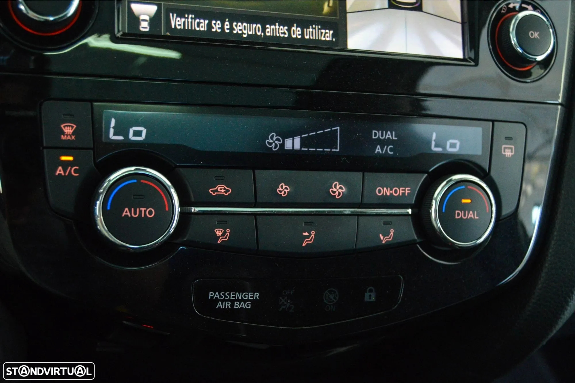 Nissan Qashqai 1.5 dCi N-Connecta J18 - 43