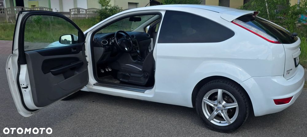Ford Focus 1.6 16V Viva II - 20