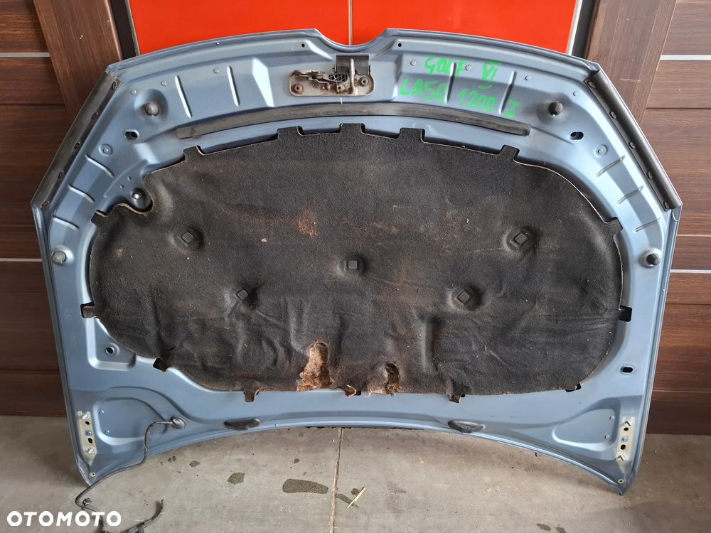 Maska pokrywa silnika Volkswagen Golf VI 2011 kolor LA5Q - 4