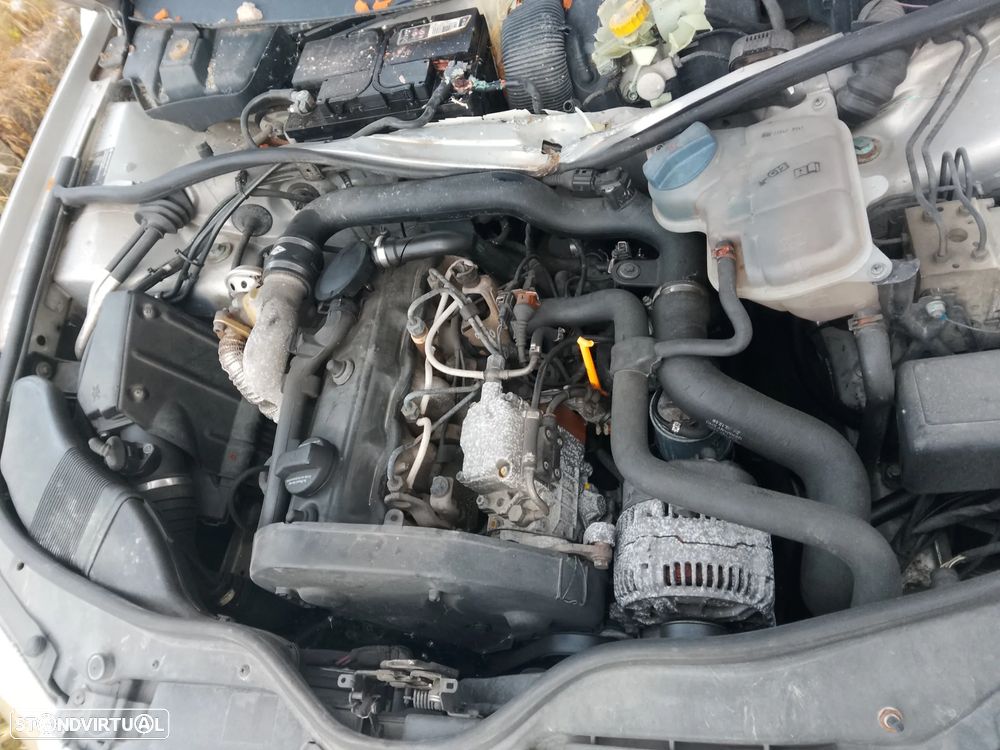VW Passat Variant 1.9 TDi Confl Top EC - 6