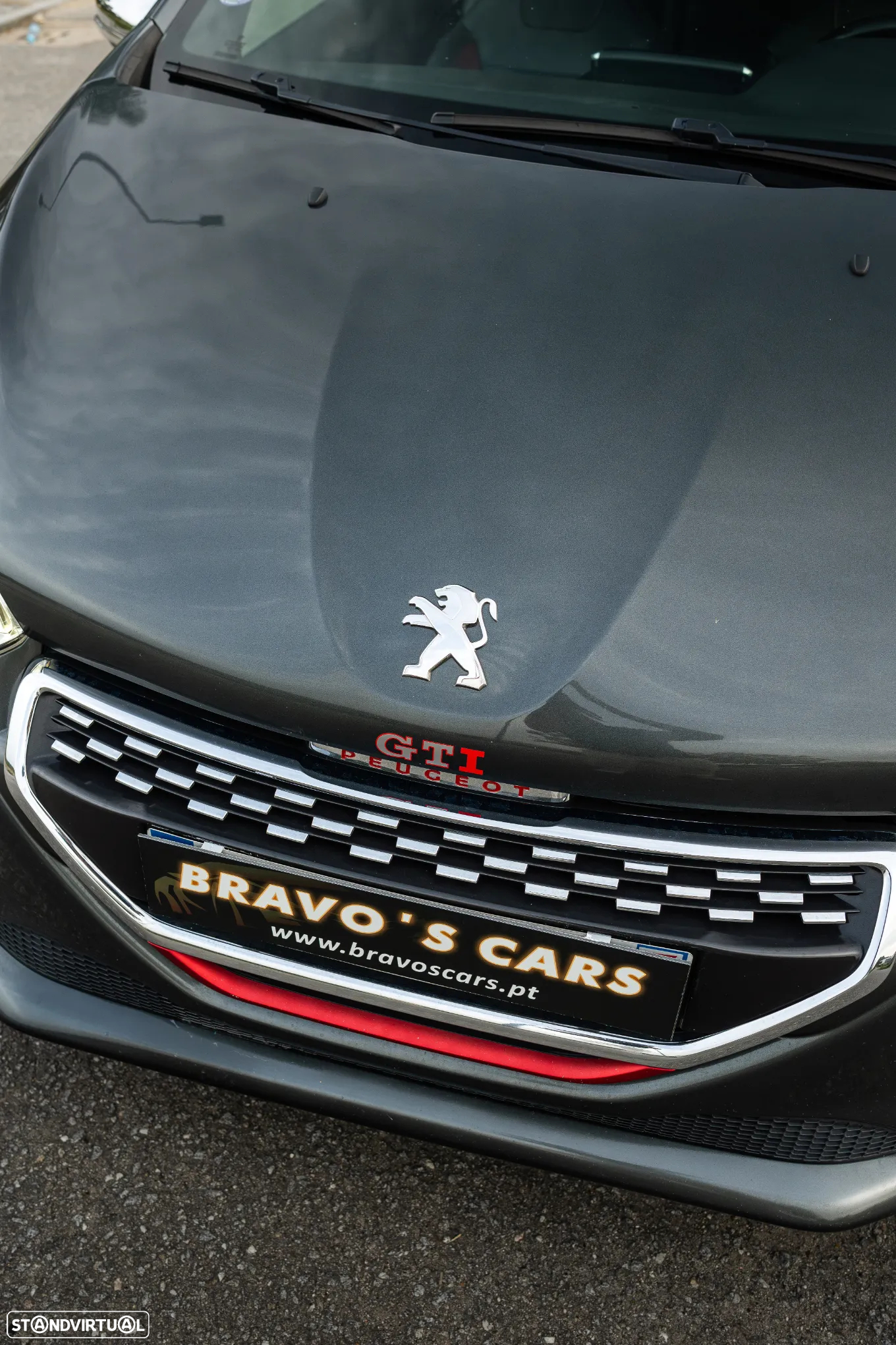 Peugeot 208 1.6 e-THP GTi - 11