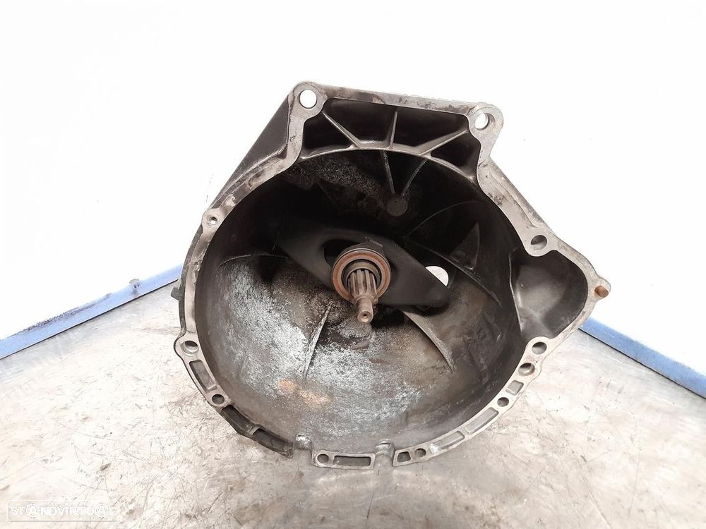 CAIXA VELOCIDADES BMW 3 2001 -HCI - 1