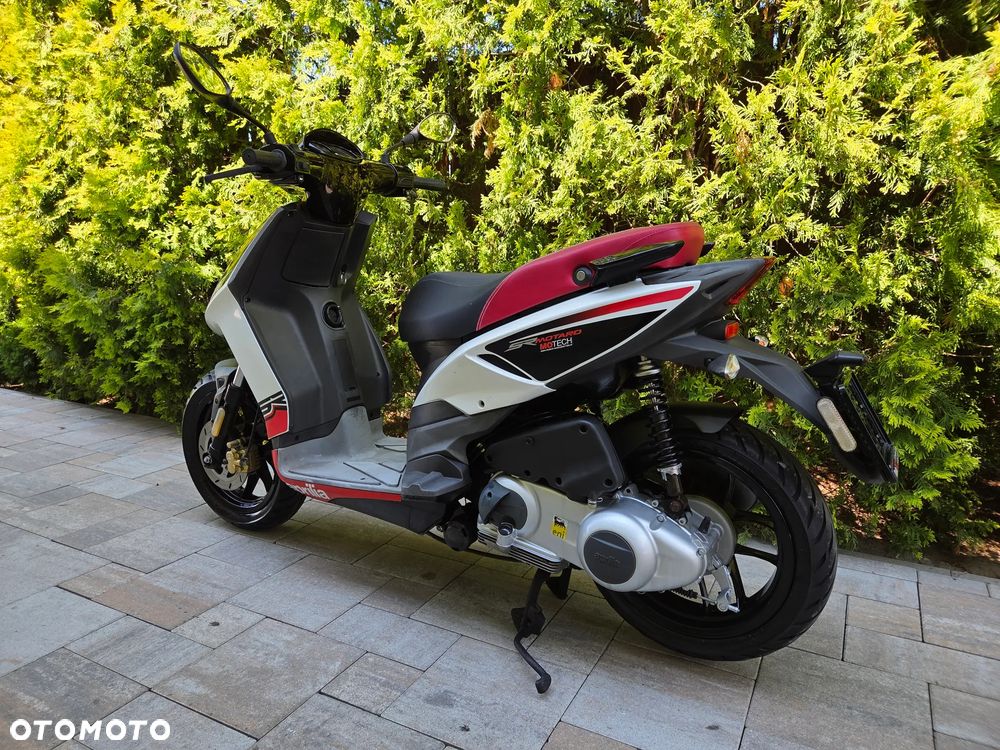Aprilia SR - 6